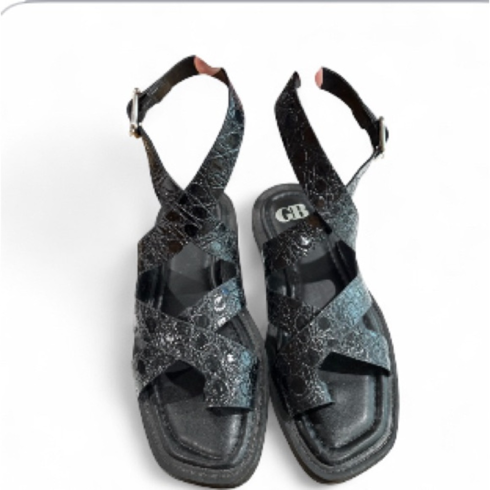 Gianni Bini Women's Black Crisscross Sandals
